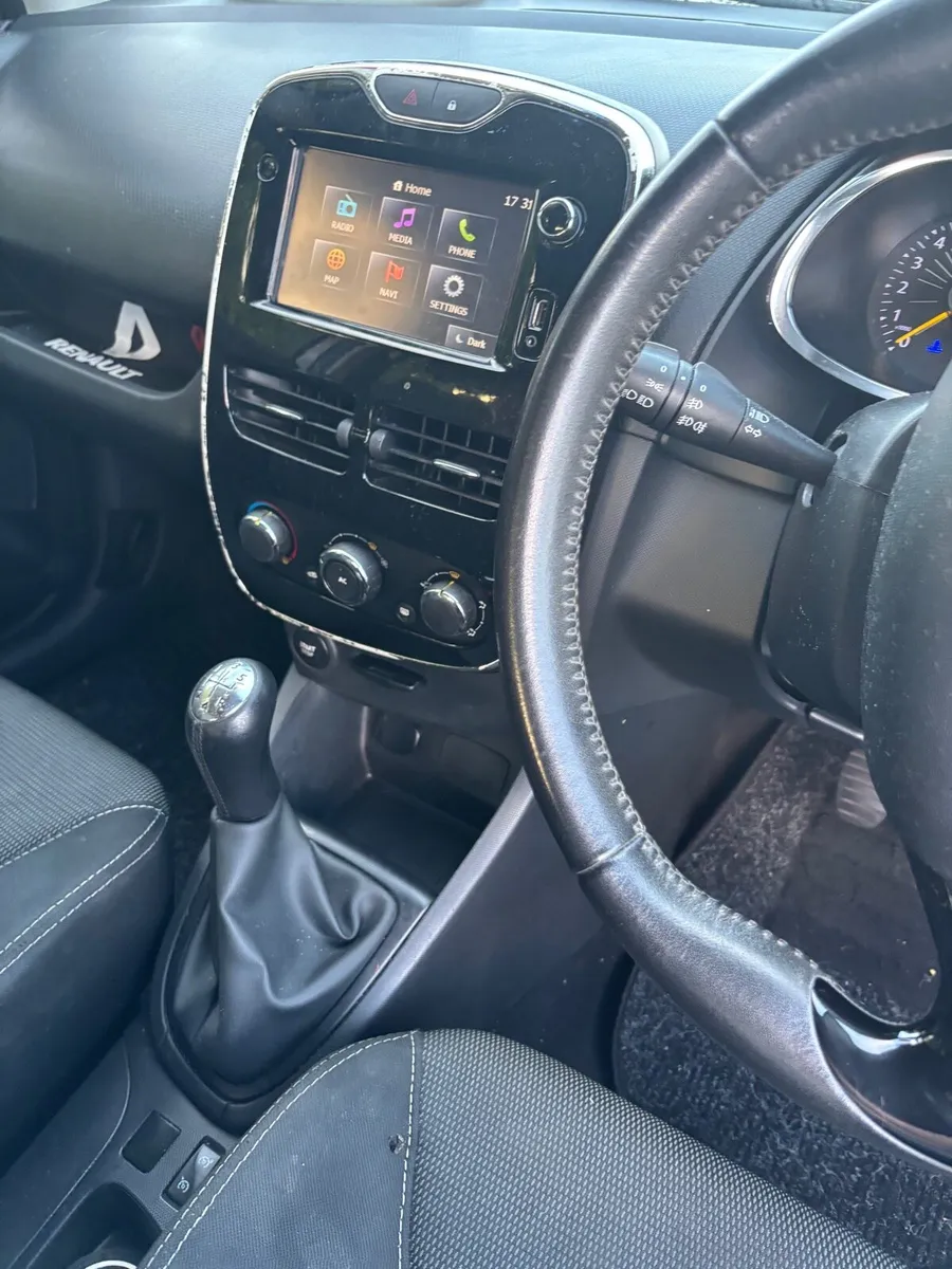 2015 Renault Clio 1.2 - Image 3