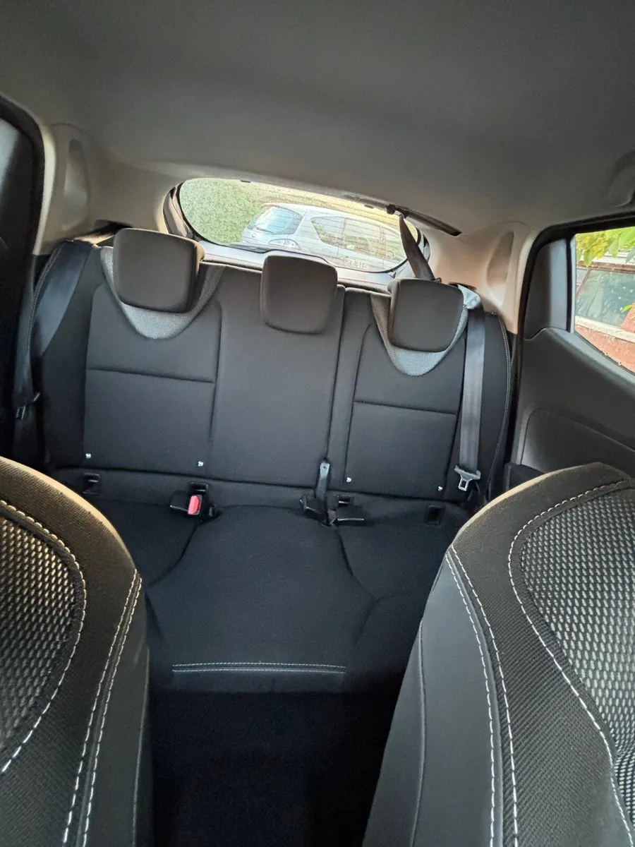 2015 Renault Clio 1.2 - Image 4