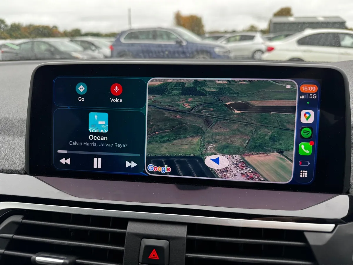 BMW CarPlay