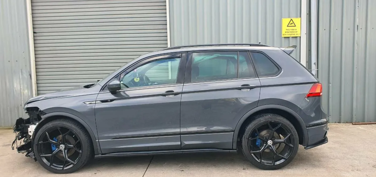 211 VW TIGUAN R-LINE - Image 4