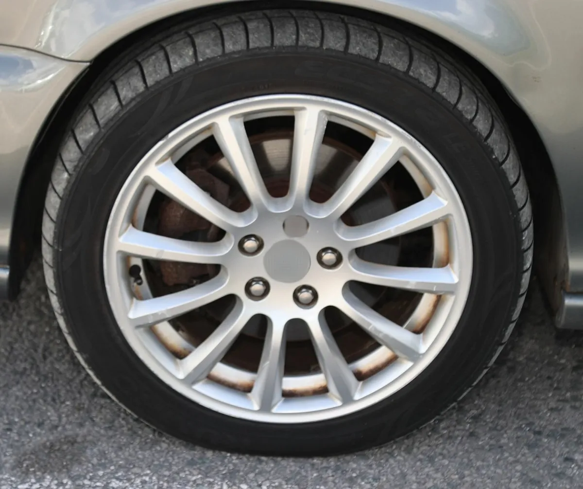 Set 17" x 7" Alloy Wheels  (205/50R17) - Image 4