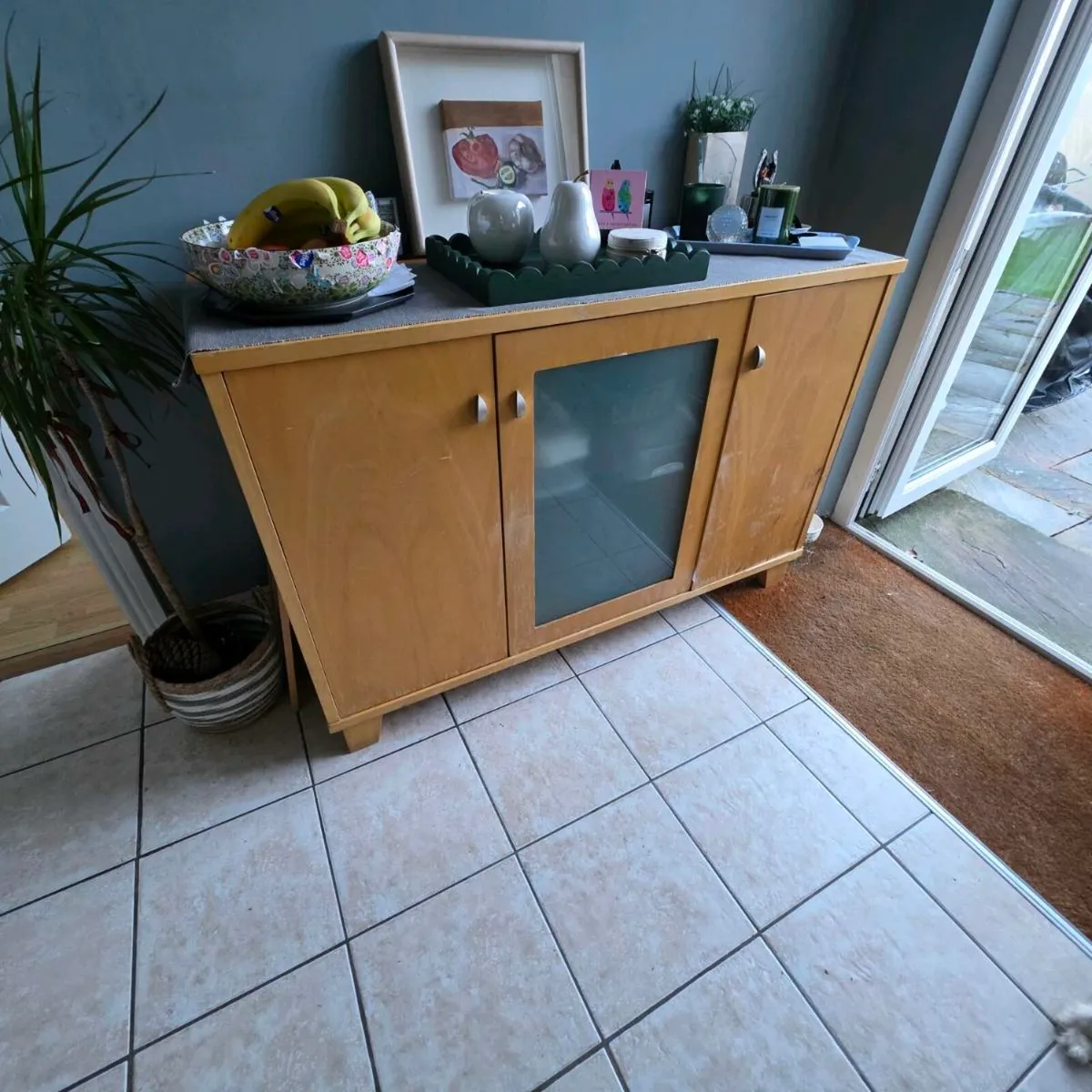 Couches and storage unit - Image 4