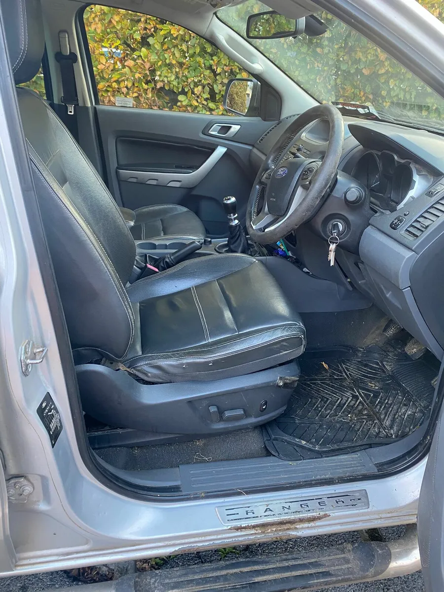 Ford Ranger Crew Cab 2.2 (limited edition) - Image 3