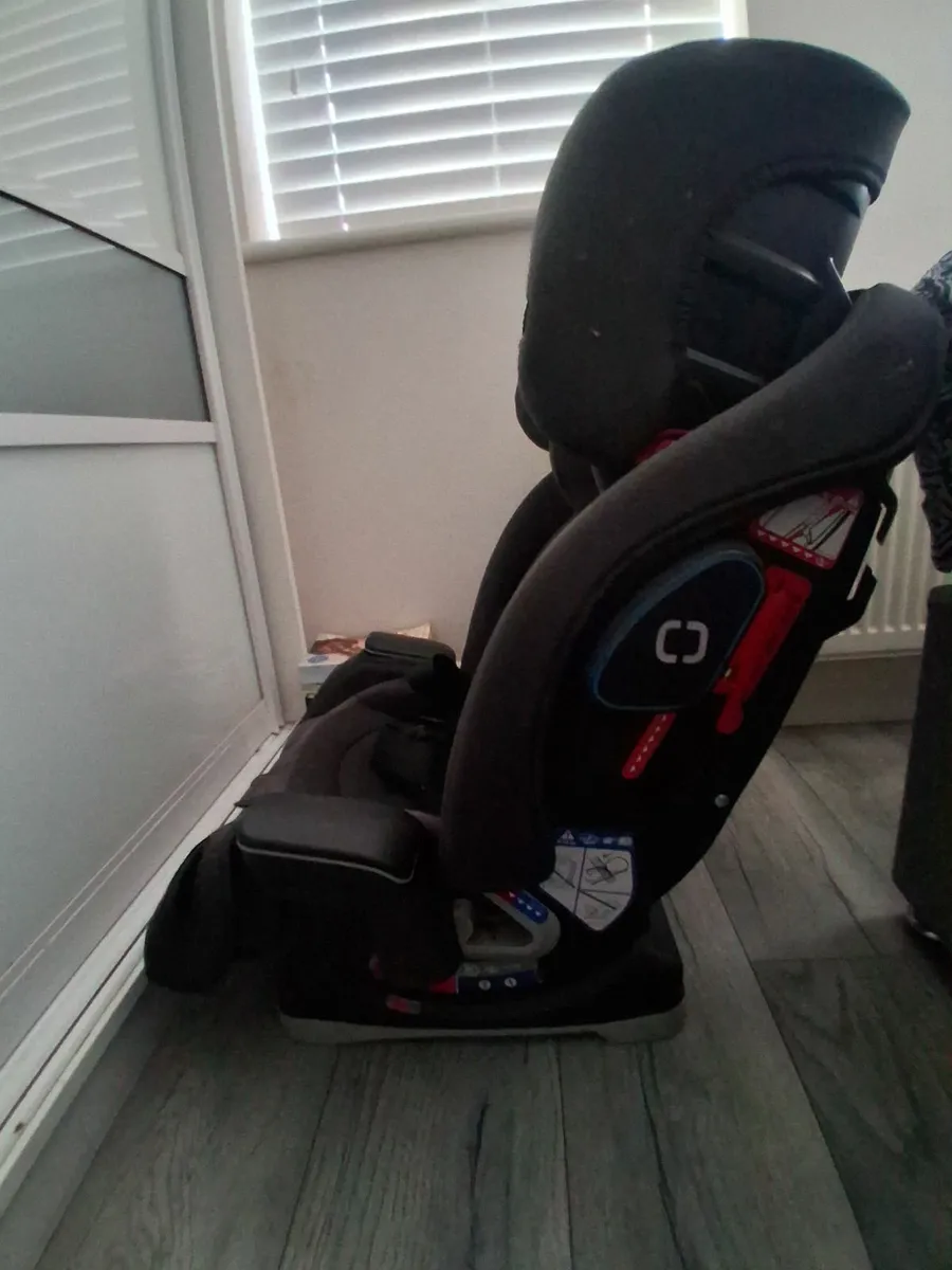 Car seat - Image 3
