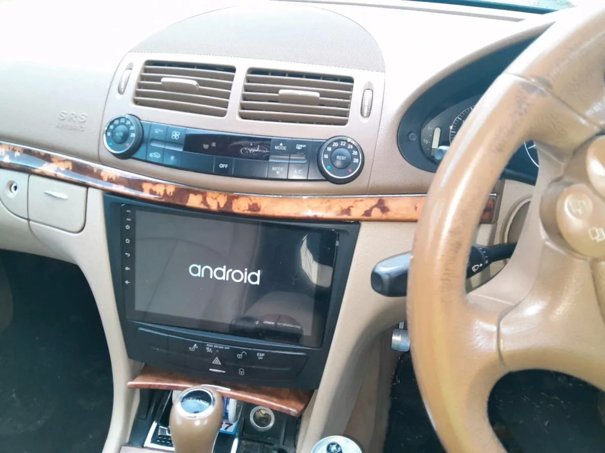 Mercedes - Image 2
