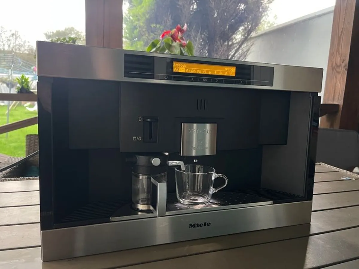 Miele coffee machine - Image 1
