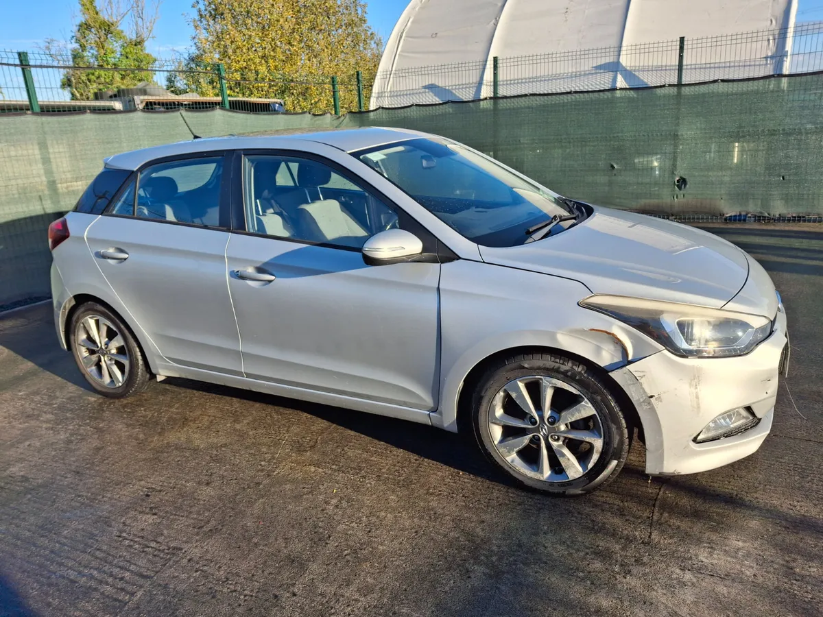 152 Hyundai i20.  Petrol - Image 4