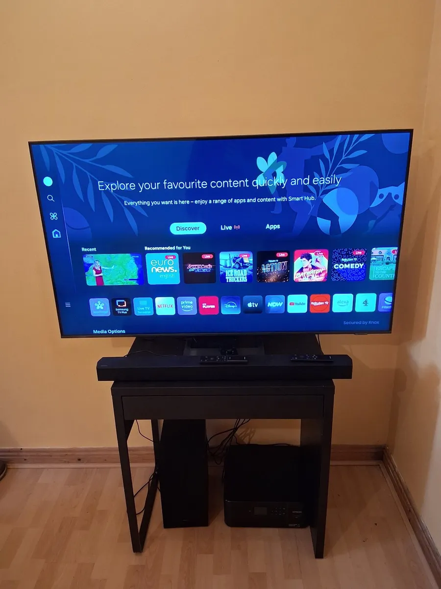 Samsung TV + Sound system - Image 1