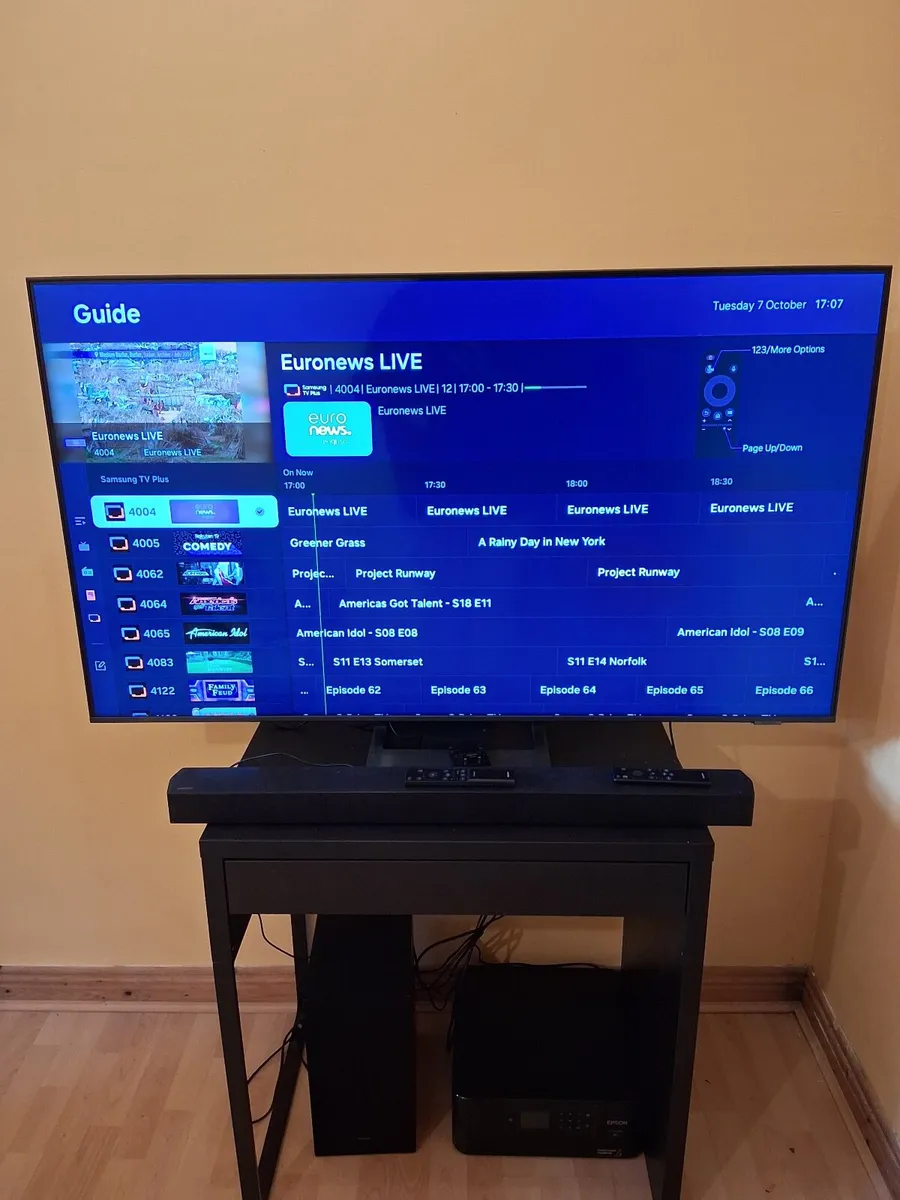 Samsung TV + Sound system - Image 4