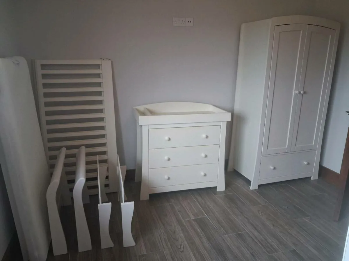 3 piece nursery set - Image 1
