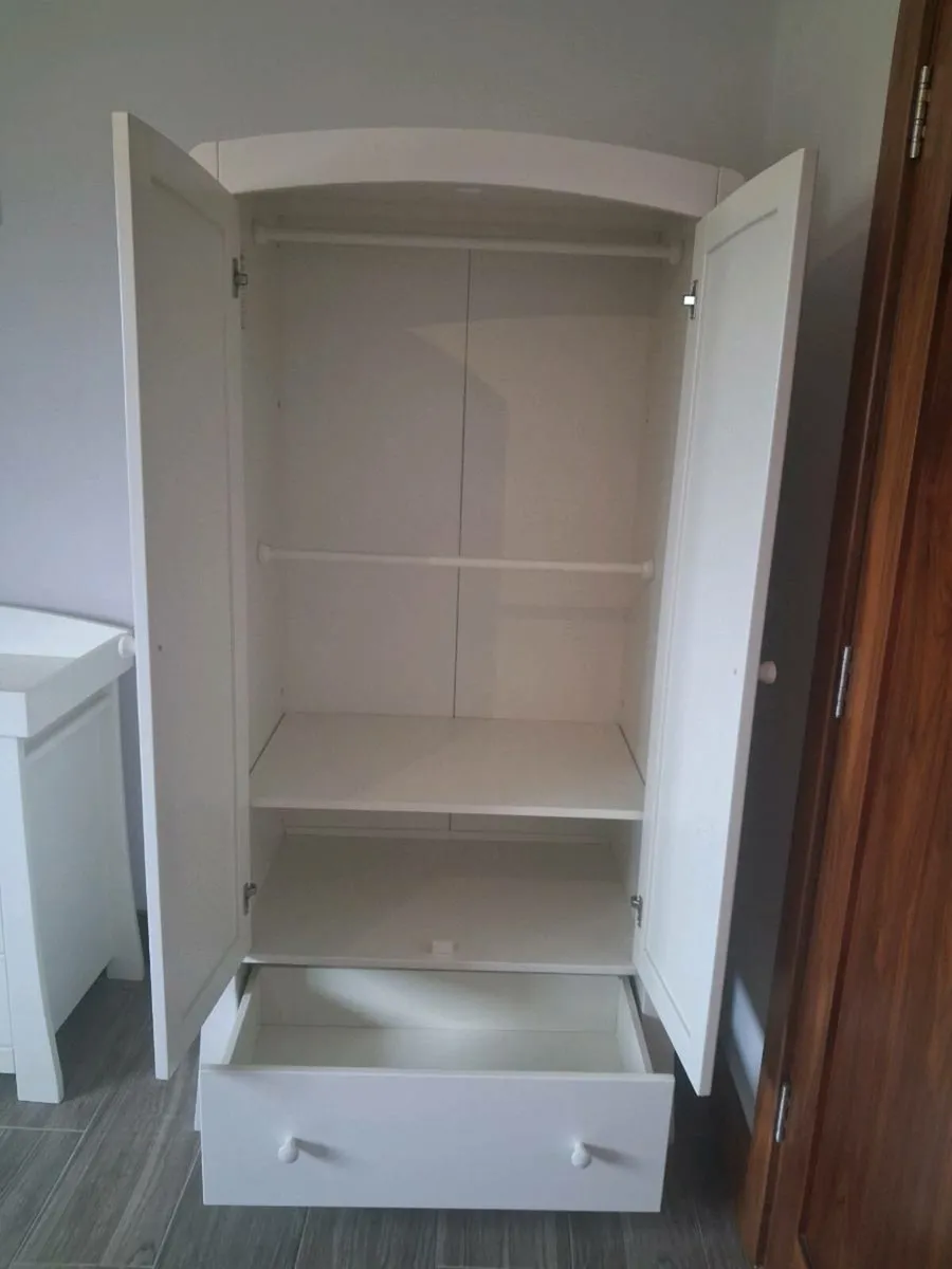 3 piece nursery set - Image 3