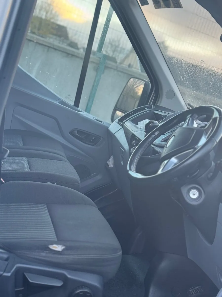 Ford Transit 2015 - Image 2
