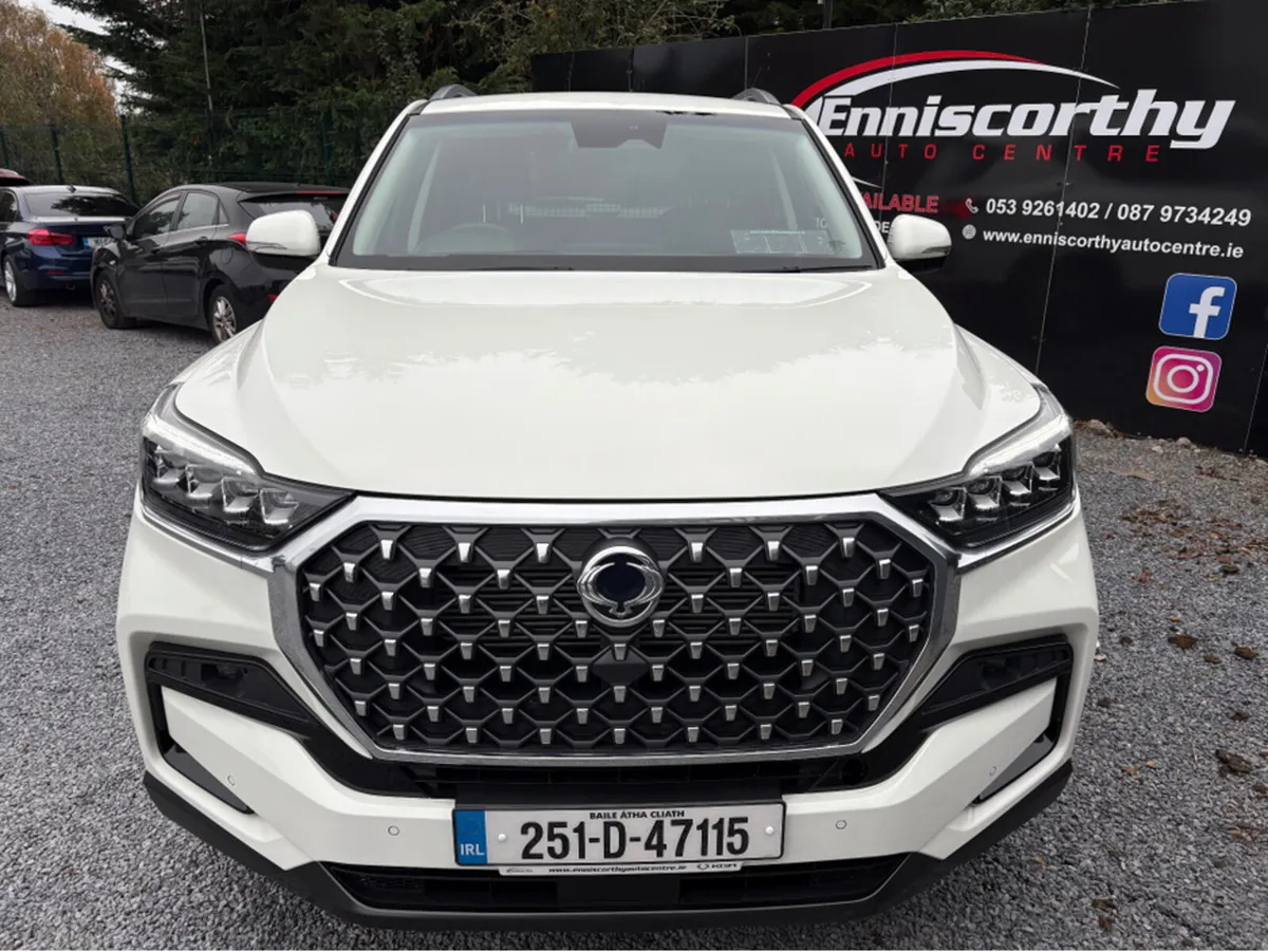 SsangYong Rexton 2.2 P/T 4WD 2 SEAT COM - Image 2