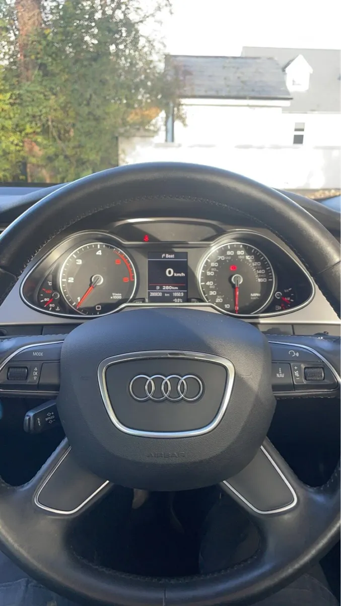 2013 Audi A4 - Image 2