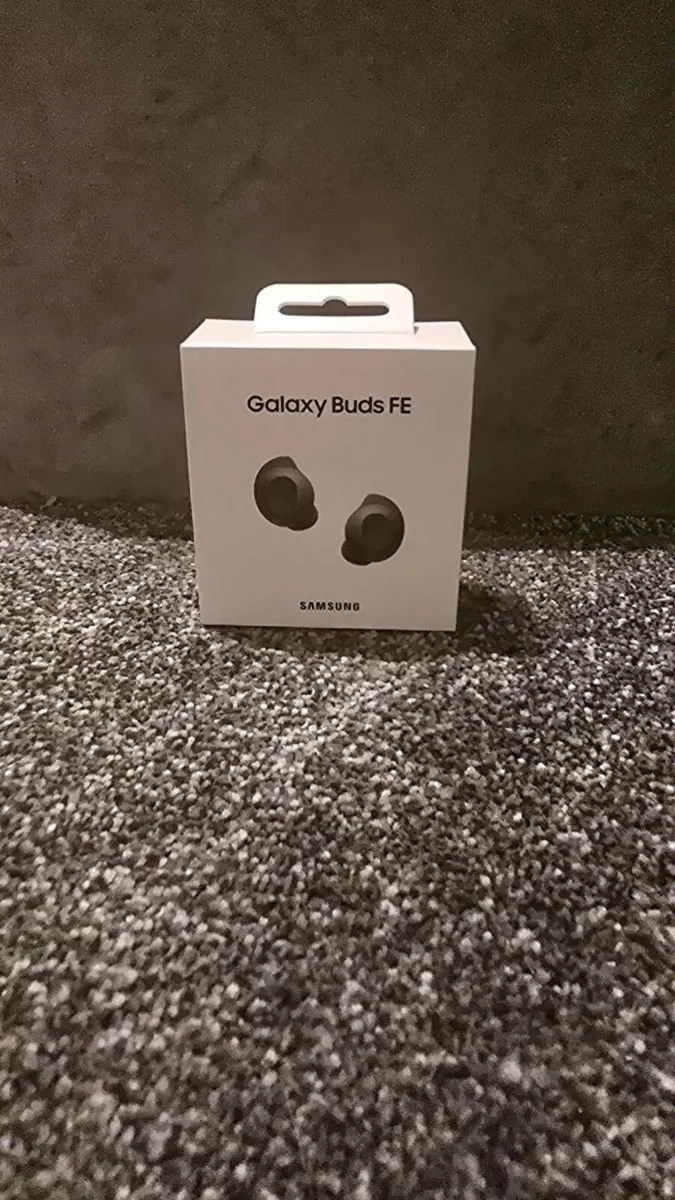 Samsung Galaxy Buds Fe - Image 1
