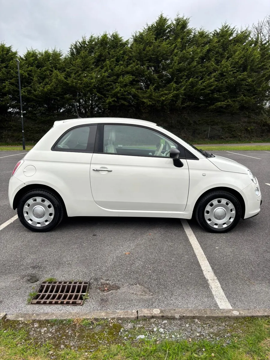 Car - Image 4
