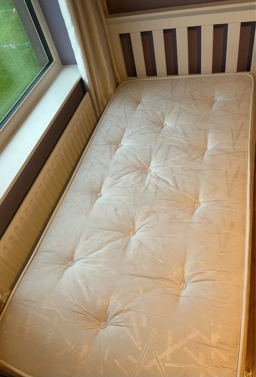 Single bed - Image 4