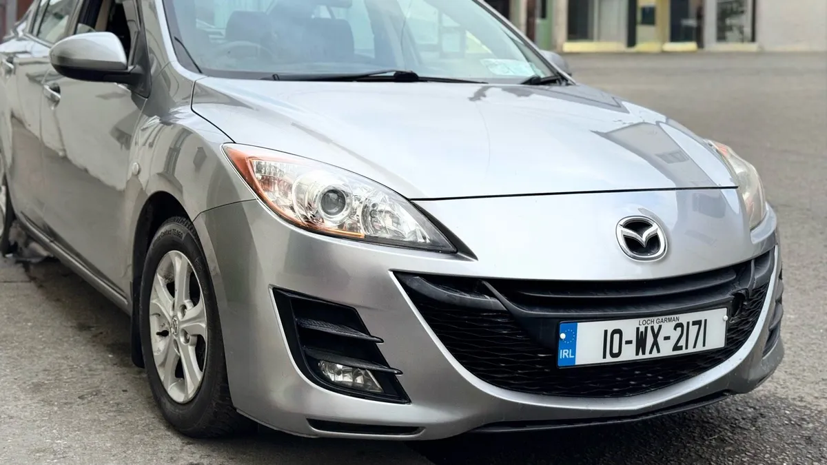 MAZDA 3 2010 - Image 1