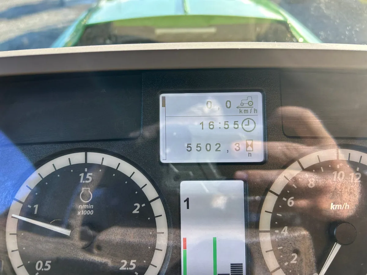 2018 6135M - Air brakes - No Vat - Image 3