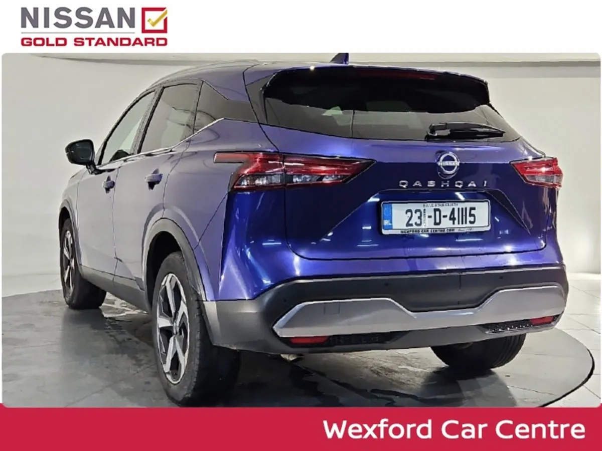 Nissan QASHQAI 1.3 PET SV Premium - Image 4
