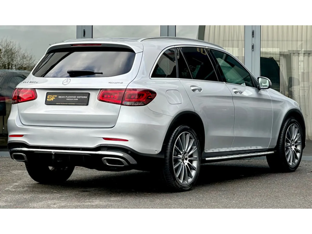 Mercedes-Benz GLC 220 D 4MATIC AMG PREMIUM 5 5DR A - Image 4