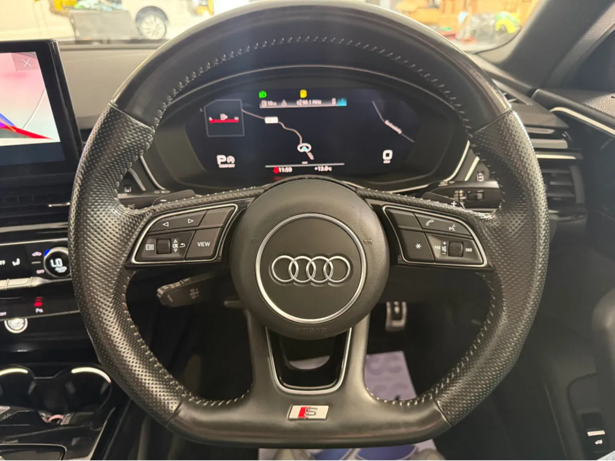 Audi A4 S LINE 35 TDI EDITION BLACK - Image 4