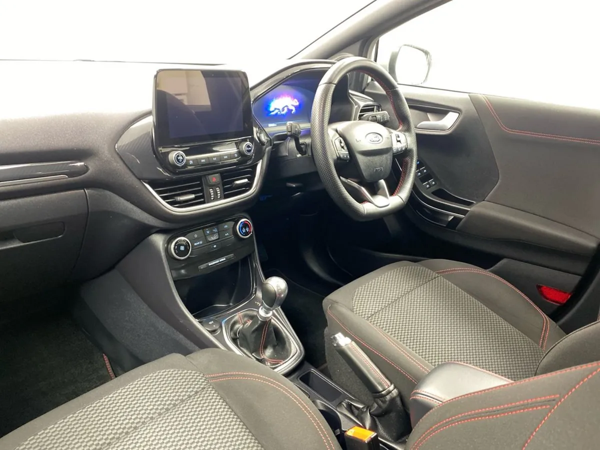 Ford Puma 1.0l Ecob Hybrid 155PS St-line X Gold - Image 3