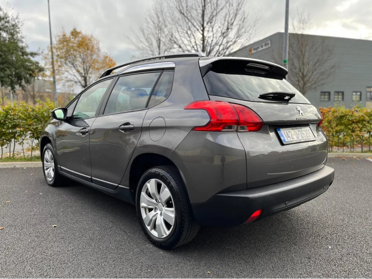 Peugeot 2008 1.2 AUTO *FRESH NCT* - Image 3