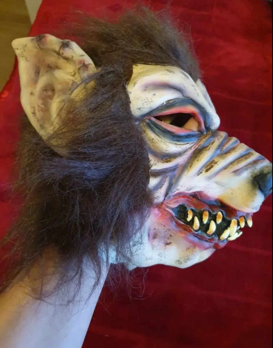 Halloween mask - Image 2