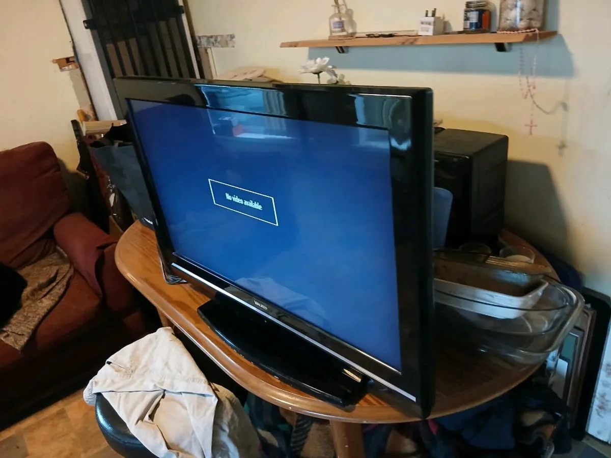 Walker tv - Image 1