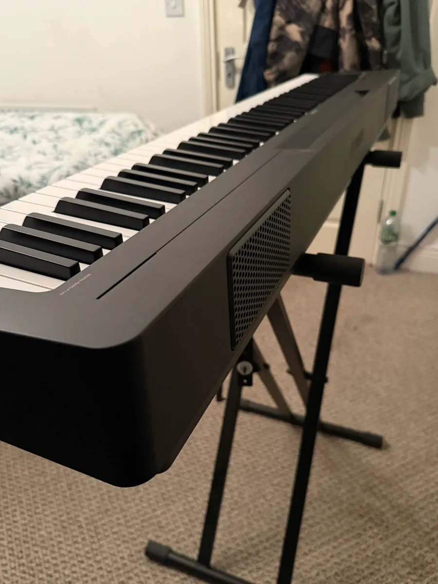 Yamaha P-145b Digital Piano - Image 2