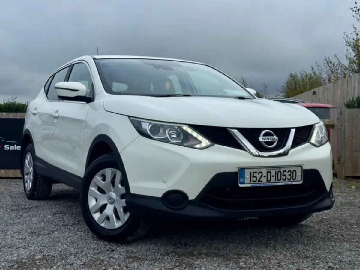 Nissan Qashqai 1.2 PET XE Safety PK E6 4DR - Image 3