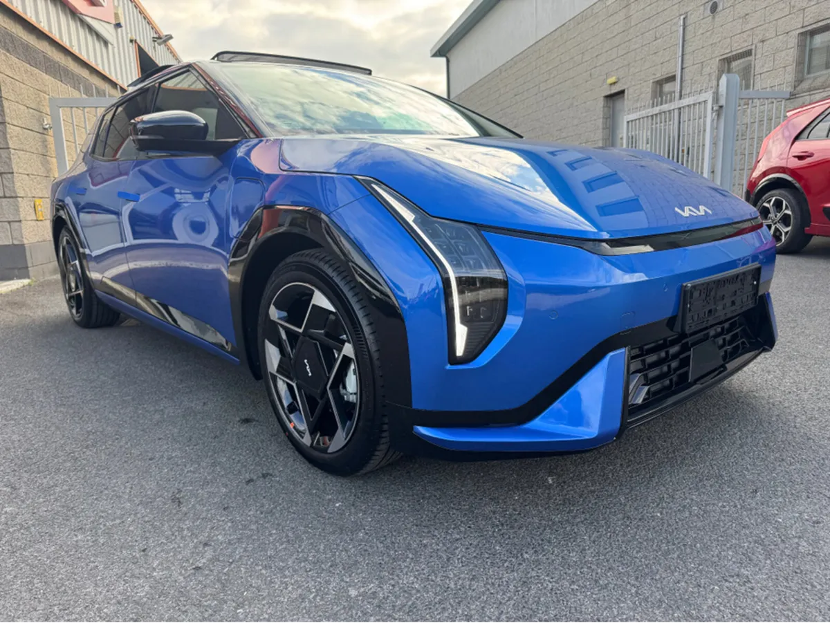 Kia EV4 GT Line Hatchback - Image 3