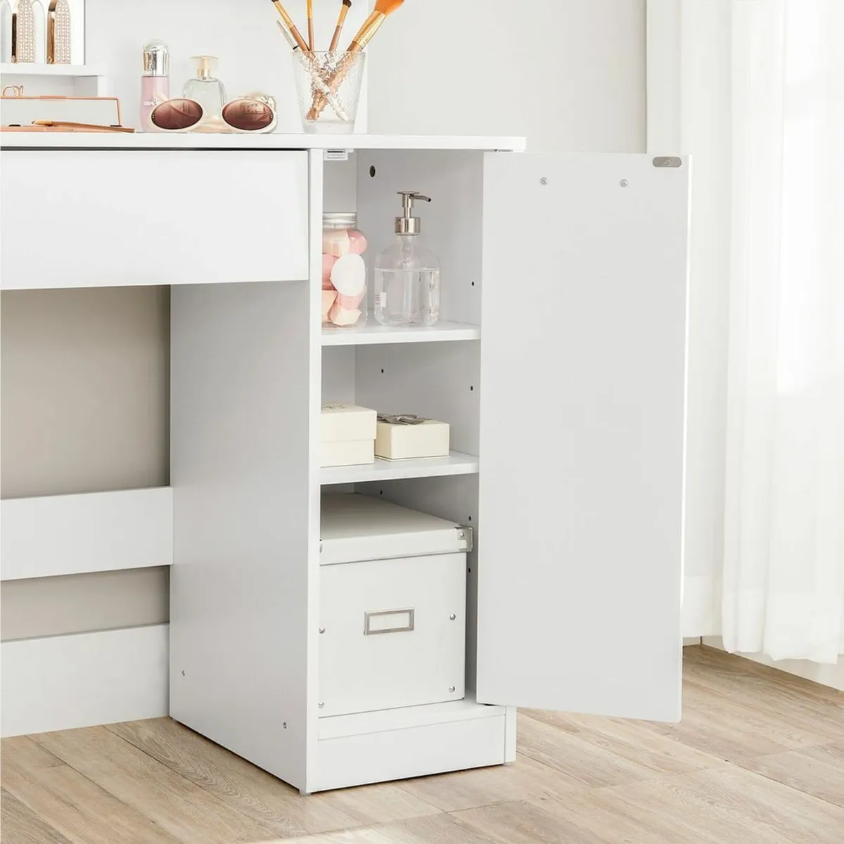 Dressing Table - Image 2