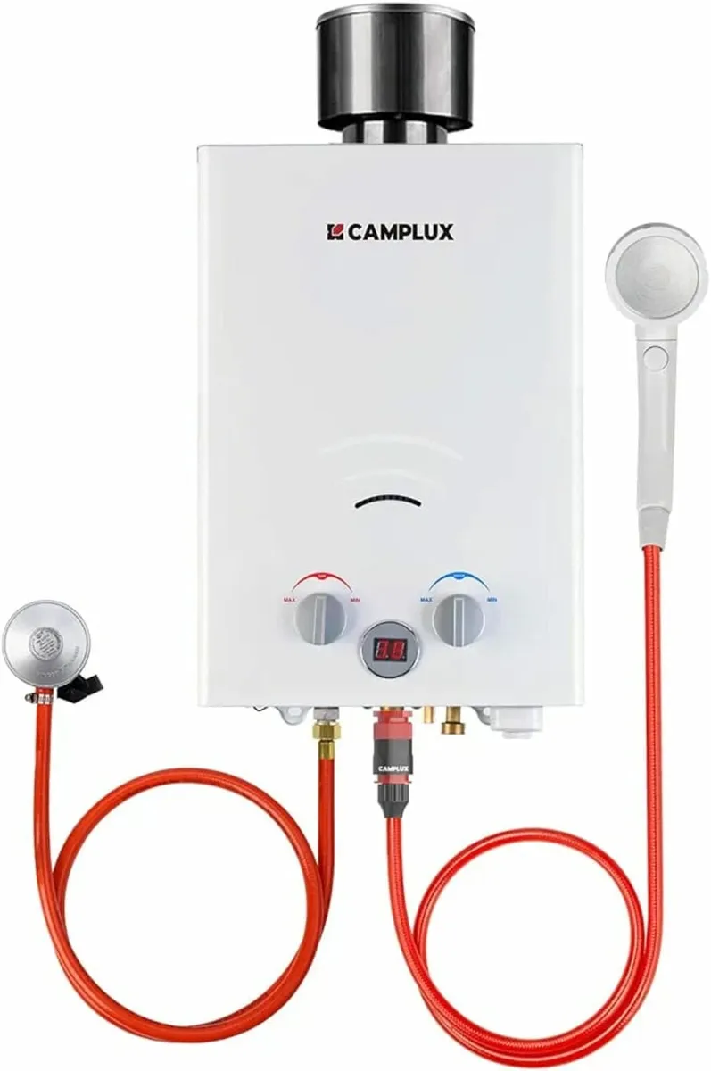 BW158C Tankless Gas Water Heater with Rain Cap, 6L - Image 1