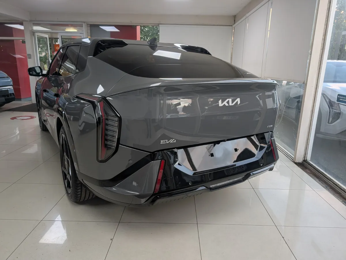 KIA EV4 Gt Line Fastback - Image 3