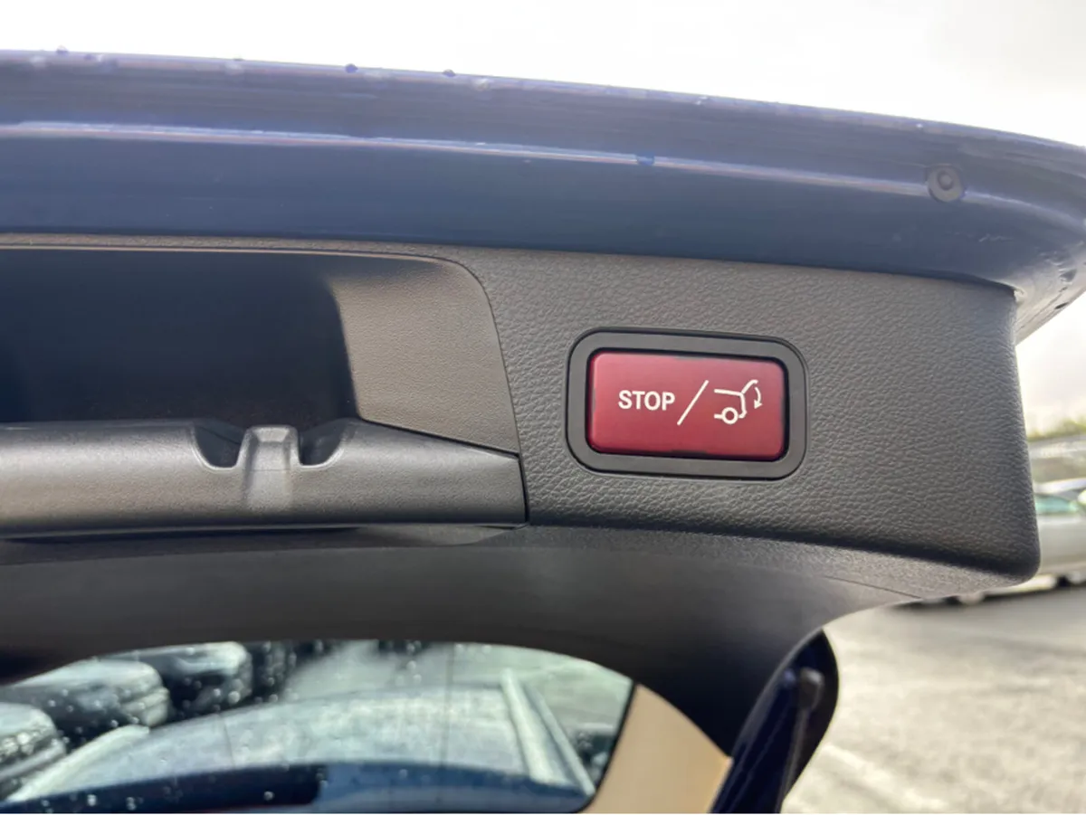 Mercedes-Benz C-Class C SERIES E SPORT 5DR AUTO - Image 4