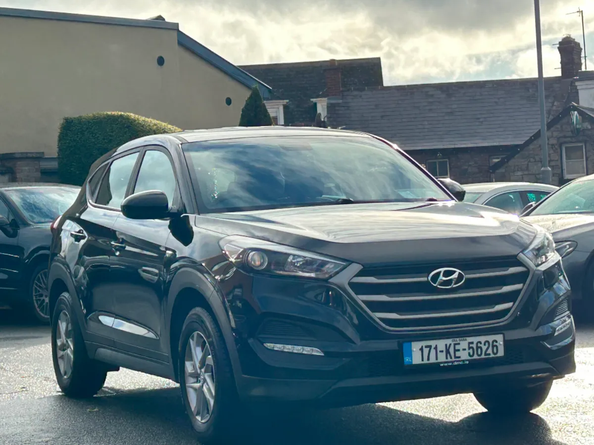 Hyundai Tucson 1.7 S BLD 116PS 5DR *LOW KMS* - Image 3