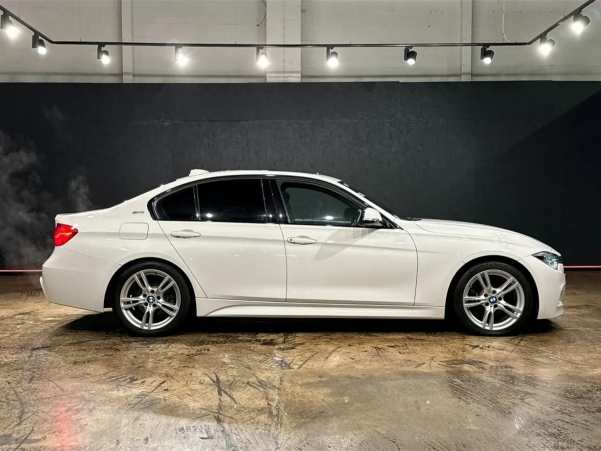 BMW 3-Series LOW MILEAGE "M SPORT" 330E HYBRID AUT - Image 3
