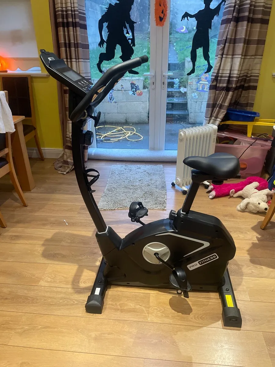 Exercise bike - Image 4