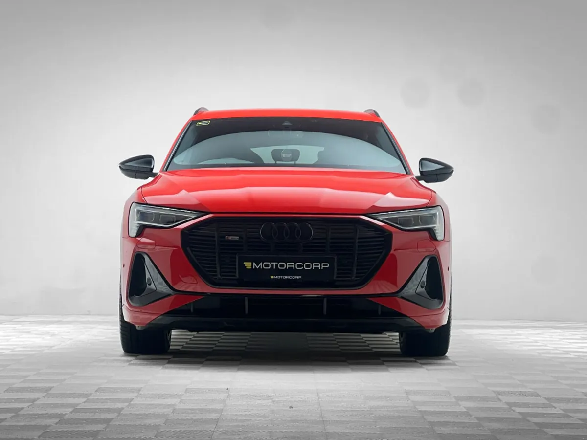 Audi e-tron 55 S LINE BLACK ED QUATTRO - Image 2