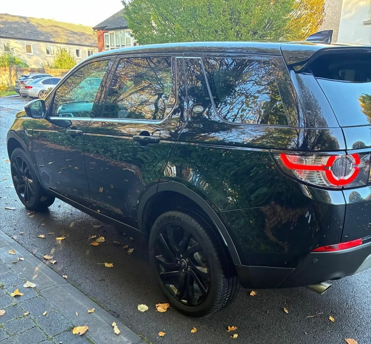 Land Rover Discovery Sport HSE 7 Seater - Image 3