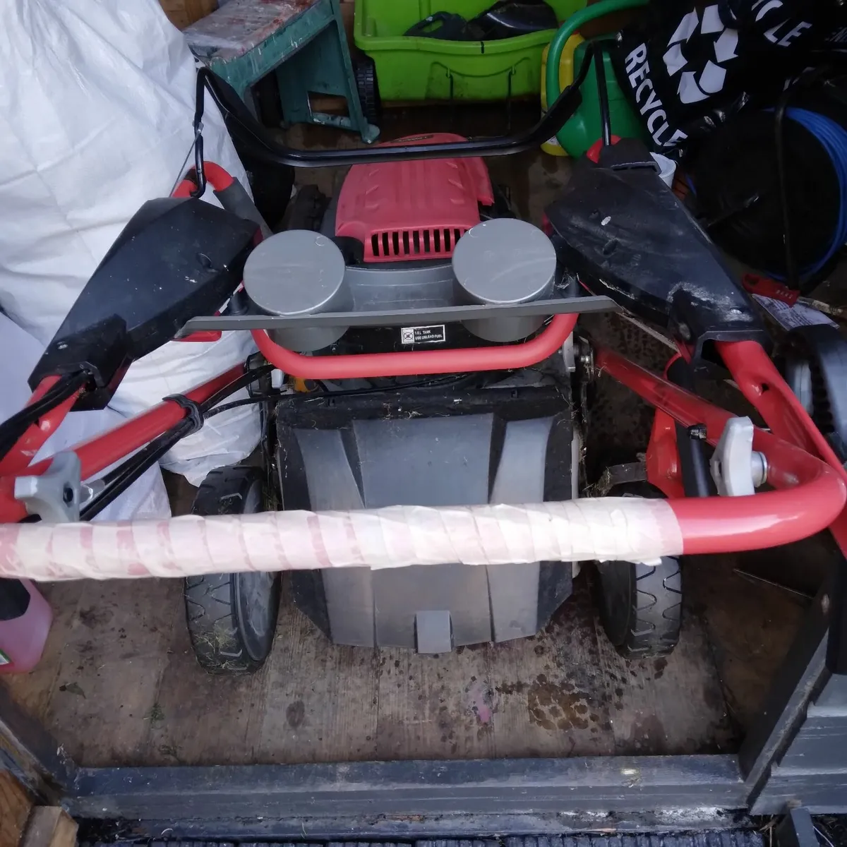 Lawnmower with excellent mulcher - Image 4