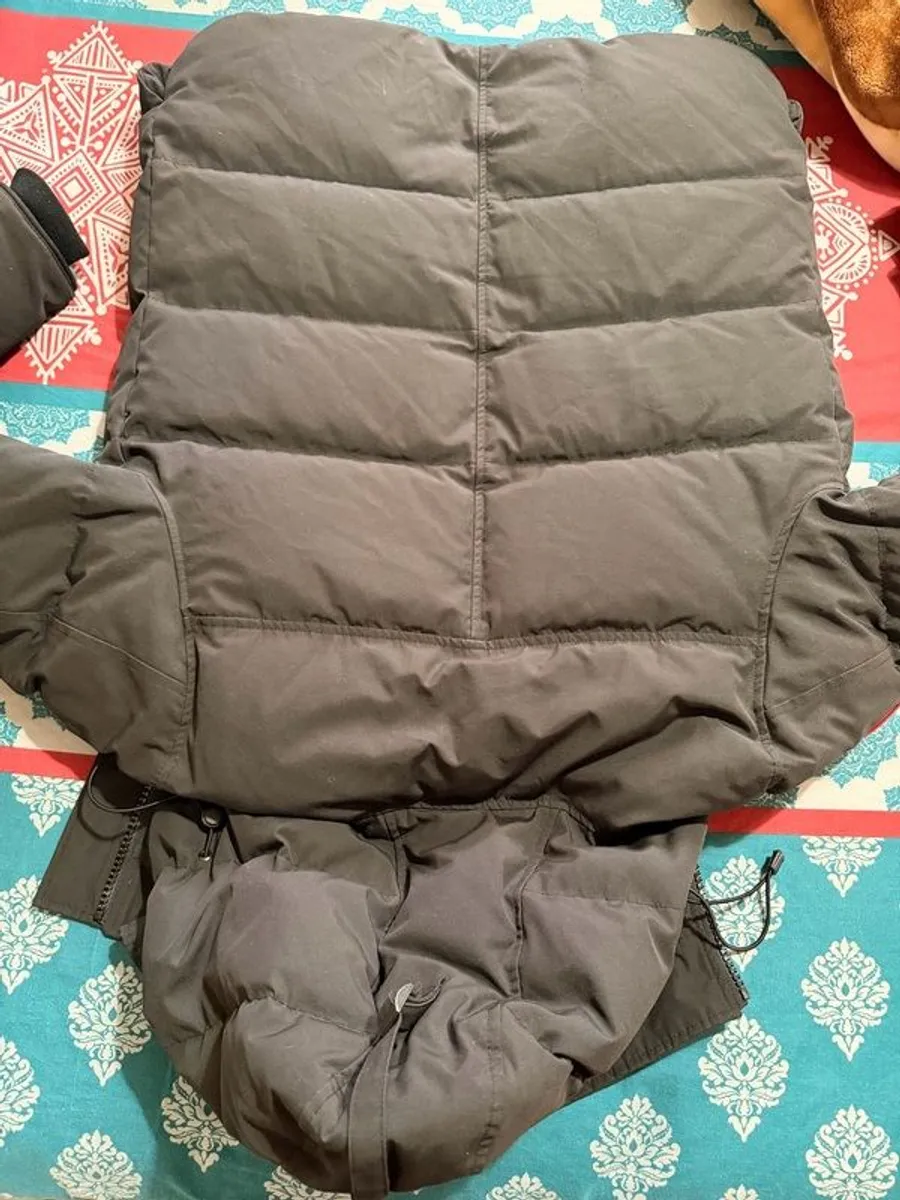 CANADA GOOSE Authentic Size M Parka Jacket Original - Image 4