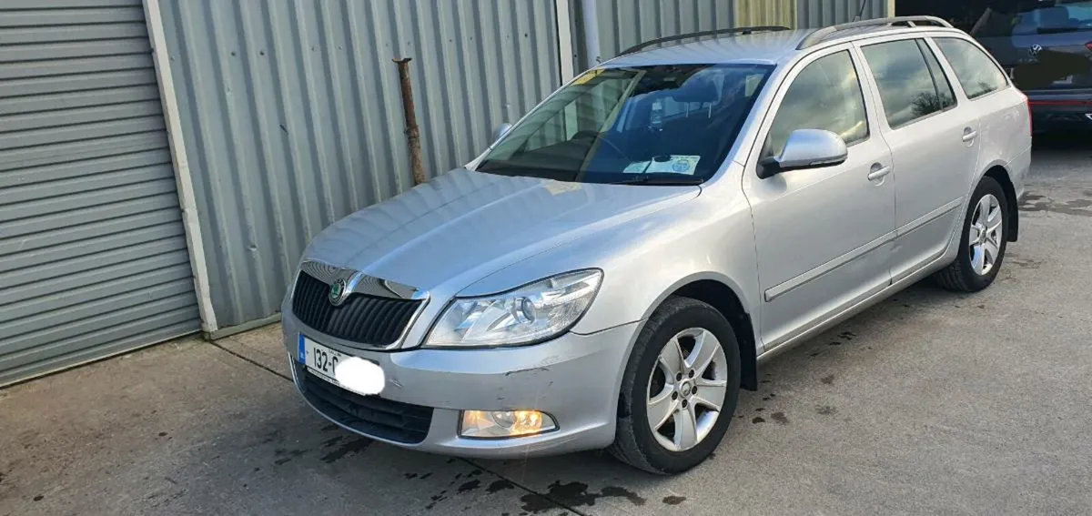 132 SKODA OCTAVIA ESTATE - Image 3