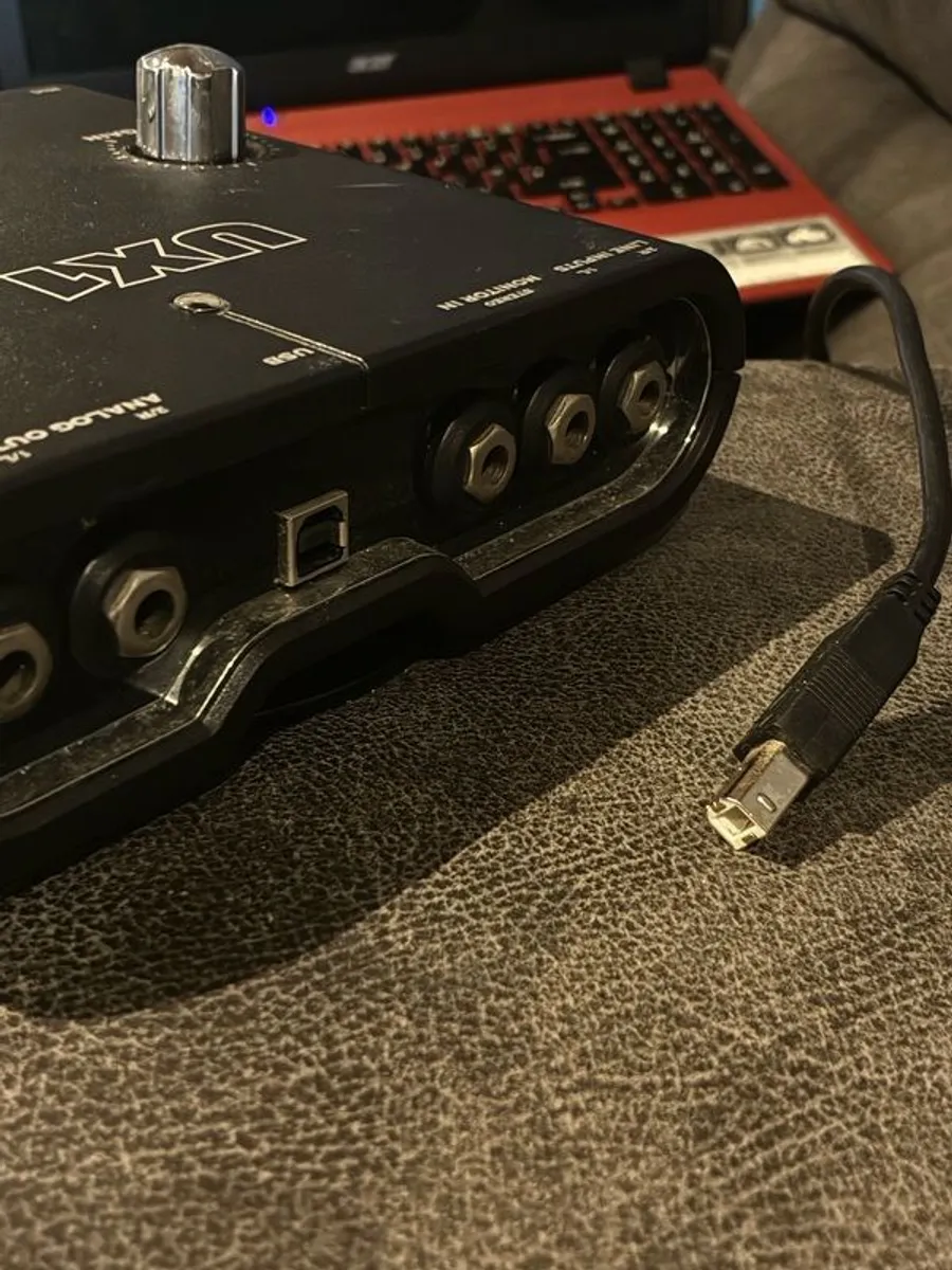 Microphone - Image 2