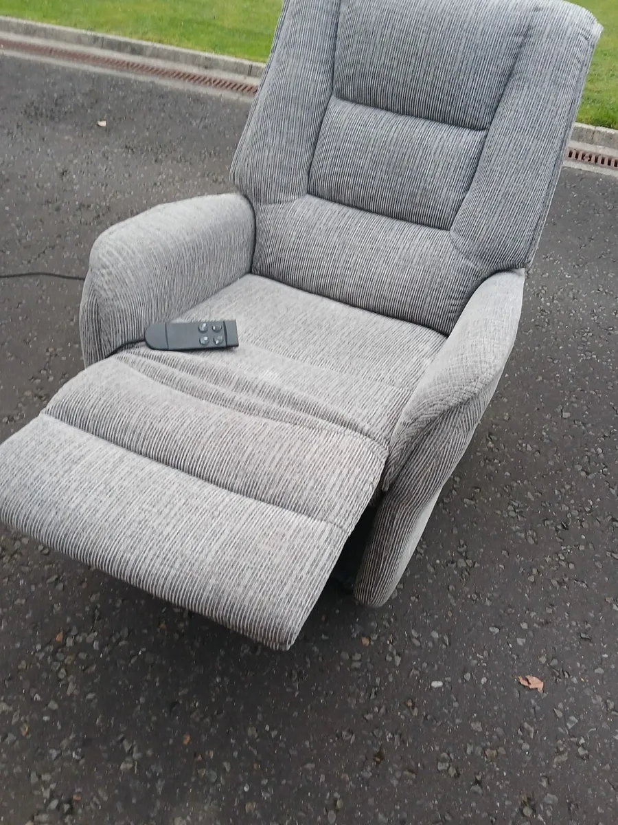 **Electric armchair ** - Image 3