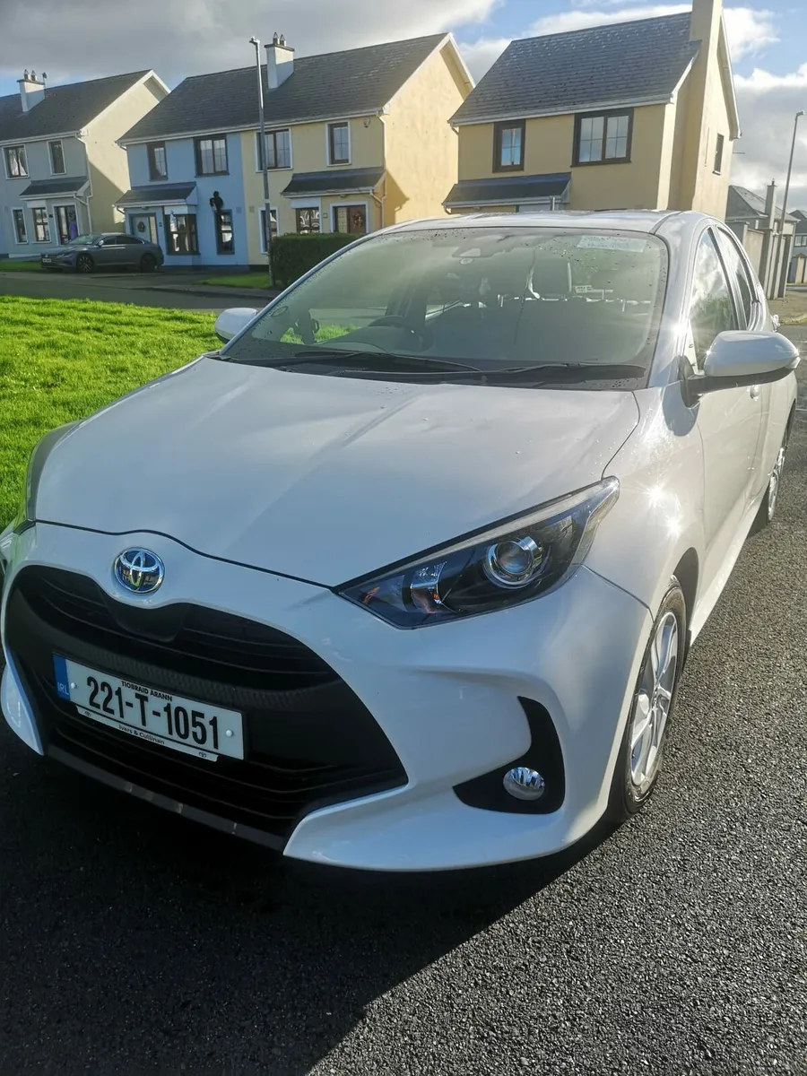 Toyota Yaris 1,5 Hybrid - Image 1