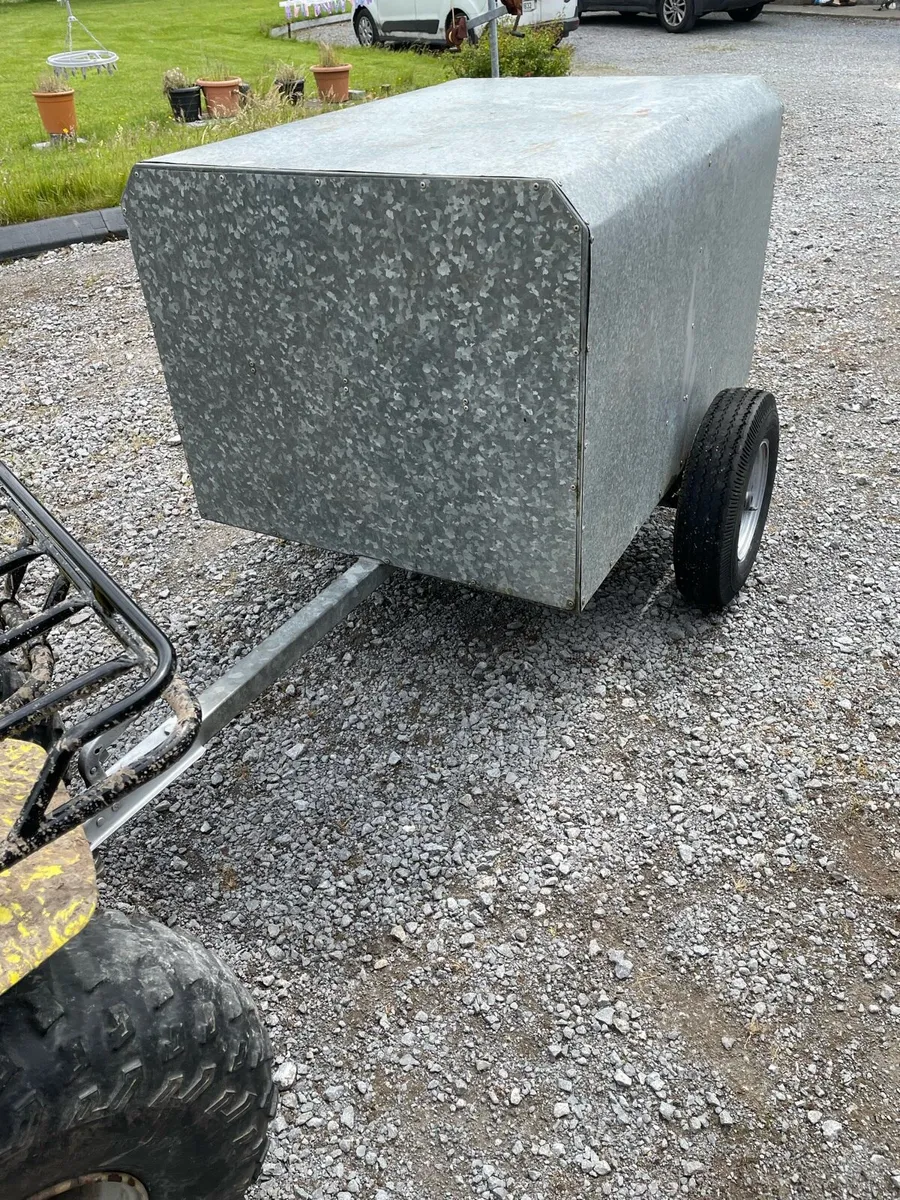 Dog Trailer - Image 1