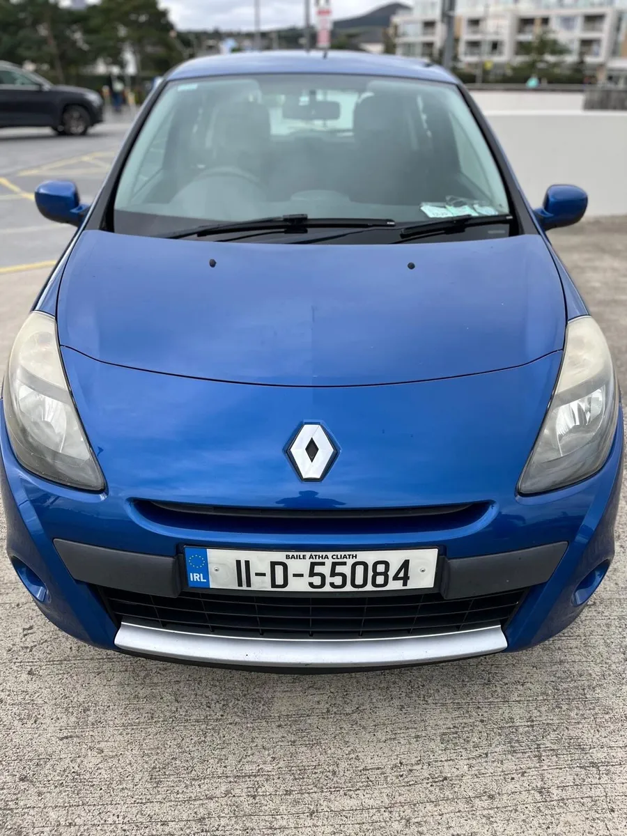 2011 Renault Clio - Image 2